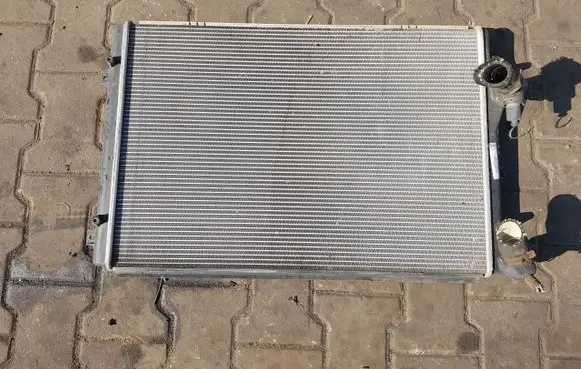 Volkswagen Passat Alltrack Coolant radiator 5K0121251J