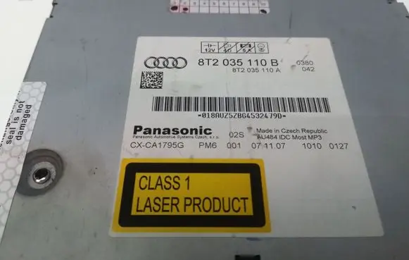 Audi A4 S4 B8 8K CD/DVD changer 8T2035110B