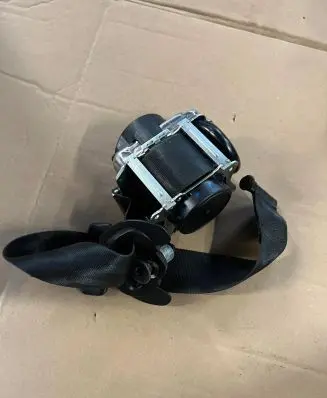 Land Rover Discovery 5 Front seatbelt HY32-611B08-CC