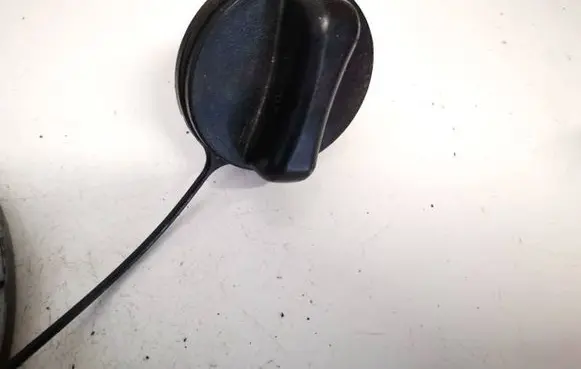 Nissan Note (E12) Fuel tank filler cap 