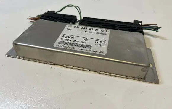 Mercedes-Benz E W211 ESP (stability system) control unit 0325456632 0265109512 DKE812024276