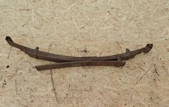 Mitsubishi L200 Rear leaf spring 
