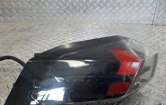 Peugeot 2008 II Rear/tail lights