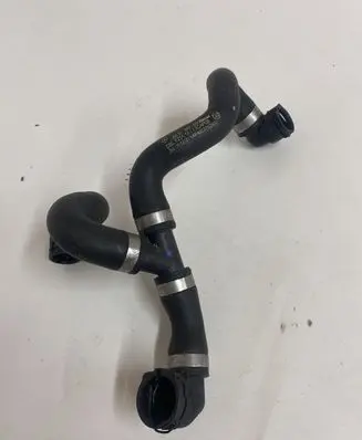 Mercedes-Benz GLC X253 C253 Engine coolant pipe/hose A2055013984