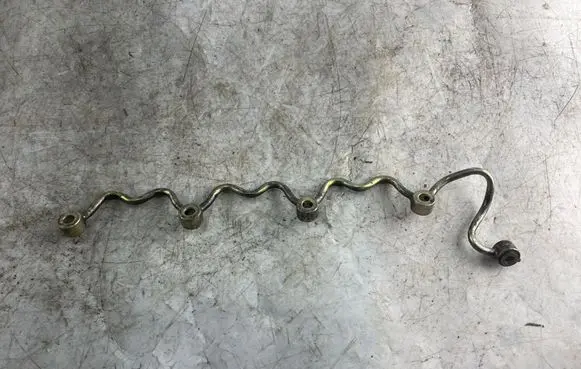 Toyota Corolla Verso E121 Fuel return line/hose 