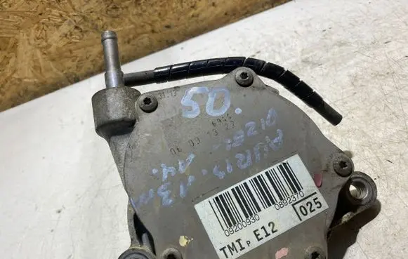 Toyota Auris E180 Vacuum pump