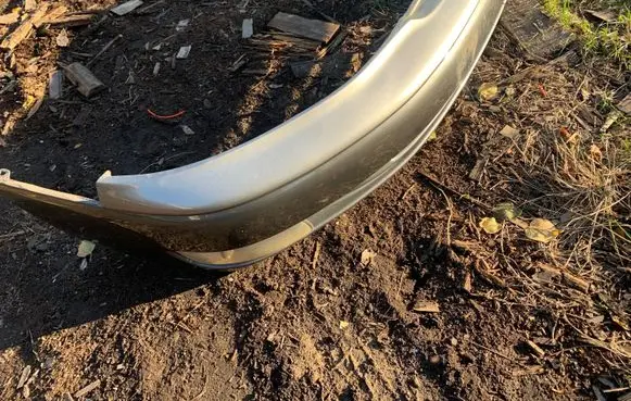 Lexus ES 250 - 300 - 330 Front bumper