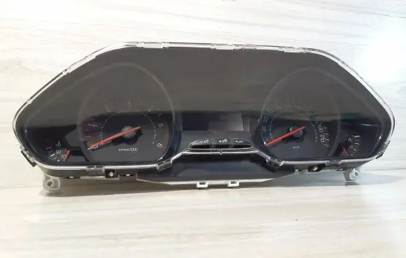 Peugeot 208 Speedometer (instrument cluster) 9801904580 E137HWG2