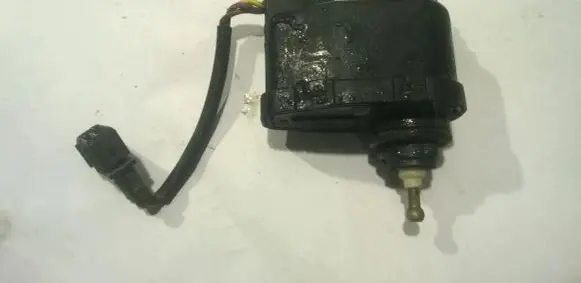 Seat Toledo I (1L) Headlight level adjustment motor 1L0941295 00614303