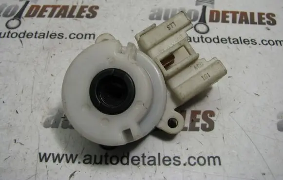 Toyota Avensis Verso Ignition lock