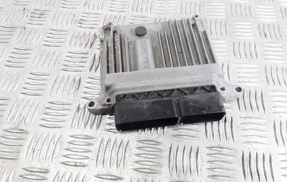 Mercedes-Benz E W211 Engine control unit/module A6461501634 A0044461440 28139572