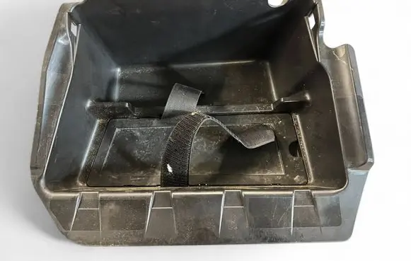 BMW 3 G20 G21 Glove box in trunk 7438306 17949110 A068147