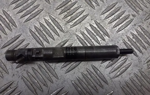Renault Kangoo I Fuel injectors set 