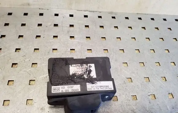 Toyota RAV 4 (XA20) Alarm control unit/module 0819012930 2370002260