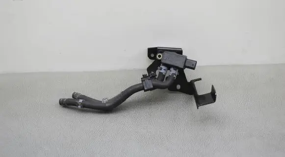 Audi Q7 4M Exhaust gas pressure sensor 4M0131552Q 057906051