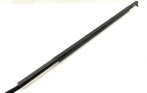 BMW 5 G30 G31 G38 Front door windshield rail 
