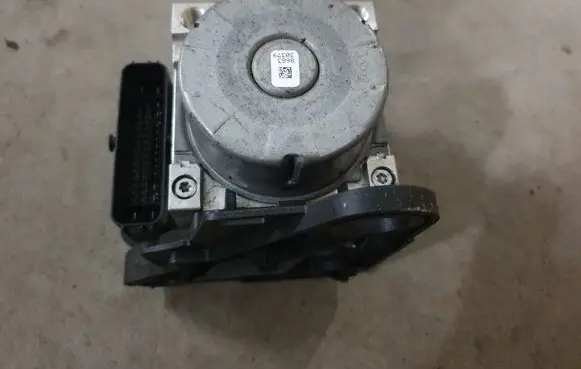 Audi A3 S3 8V ABS Pump 5Q0614517CT