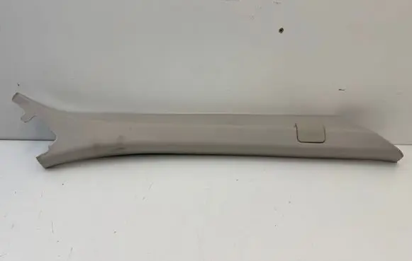 Land Rover Discovery 4 - LR4 (A) pillar trim 631240001