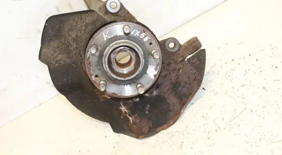 Hyundai ix 55 Front wheel hub