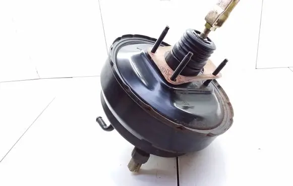 Nissan Almera Brake booster