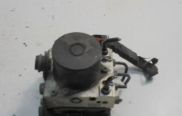 Skoda Citigo ABS Pump 1S0614517D