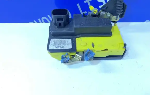 Volvo S80 Front door lock 8650547