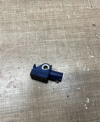 Mercedes-Benz C W204 Airbag deployment crash/impact sensor A2128204926 5WK43872
