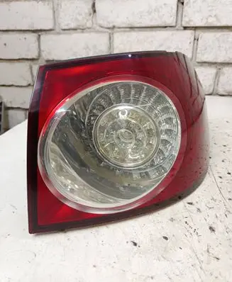 Volkswagen Golf Plus Rear/tail lights 5M0945096N 89033608