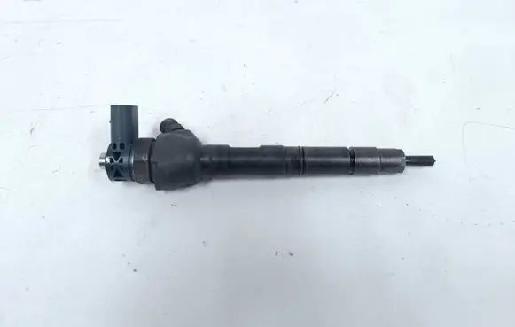 Volkswagen Amarok Fuel injector 0445110369B004 03L130277J