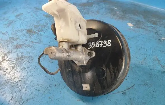 Hyundai Accent Brake booster 585001G100