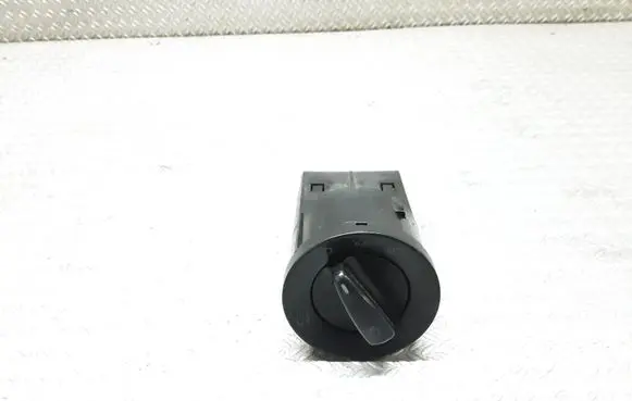 Light switch