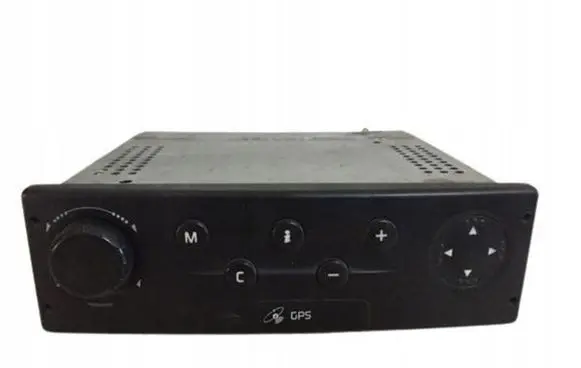 Renault Trafic I Radio/CD/DVD/GPS head unit 8200348745