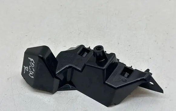Ford Focus Front bumper mounting bracket JX7B17D958