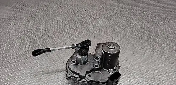 Audi A8 S8 D3 4E Intake manifold valve actuator/motor 059129086E 53112910
