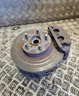 Subaru Forester SF Front wheel hub