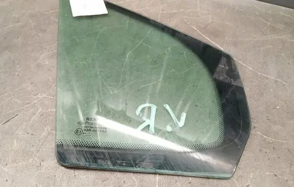 Renault Modus Front door window glass four-door