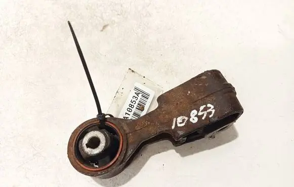 Peugeot 407 Engine mount bracket