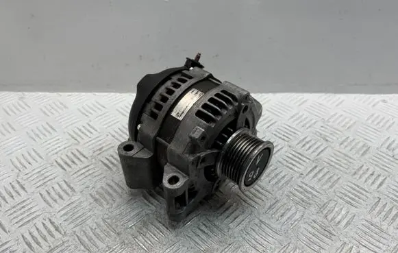 Toyota Corolla Verso AR10 Generator/alternator 270600G011