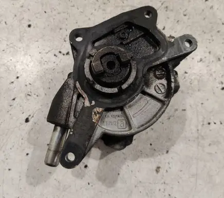 Mercedes-Benz S W221 Vacuum pump A64223065
