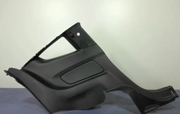 Ford Mustang VI Other sill/pillar trim element FR3B-6331013-ALW