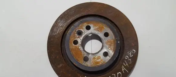 Volvo XC70 Rear brake disc ventiliuojamas