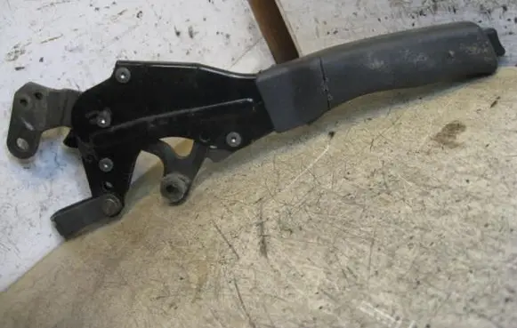 Mercedes-Benz A W168 Handbrake/parking brake lever assembly 81258FHK2