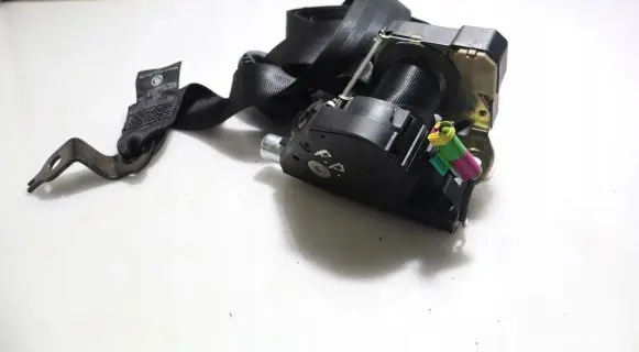 Skoda Fabia Mk1 (6Y) Front seatbelt