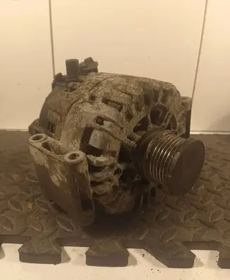 Mercedes-Benz E W212 Generator/alternator A0131546802 PG185012
