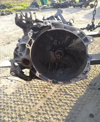 Volvo S40 Manual 5 speed gearbox 6n5r7002xd