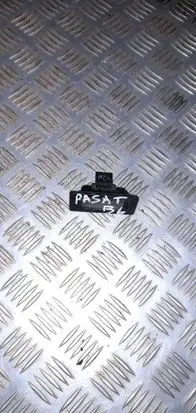 Volkswagen PASSAT B6 Number plate light 8T0943021