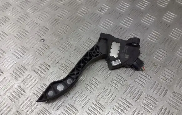 Toyota Avensis T250 Accelerator throttle pedal 78110-02021