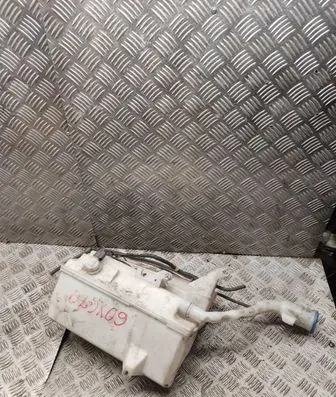 Volvo XC60 Windshield washer fluid reservoir/tank 30753425