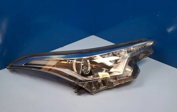 Toyota C-HR I Headlight/headlamp 81110F4031 17670F