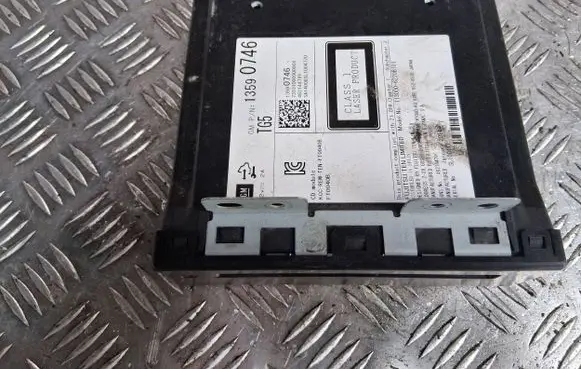 Opel Insignia A Navigation unit CD/DVD player 462144791 1130006220B101 13590746